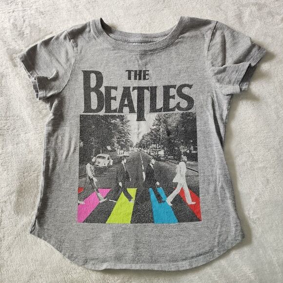 Girls The Beatles Abby Road 2021 Gray Tshirt With Graphics Size Medium - Picture 1 of 5